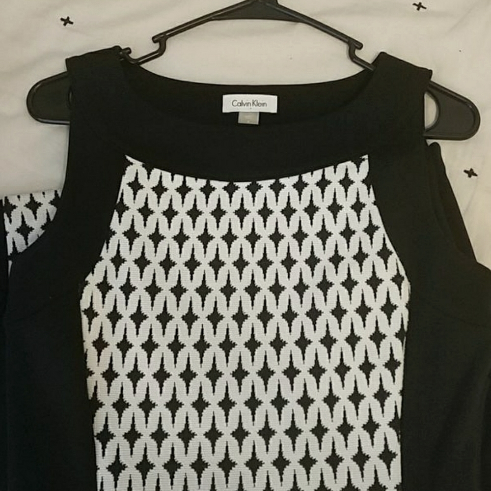 Calvin Klein black & white bodycon dress